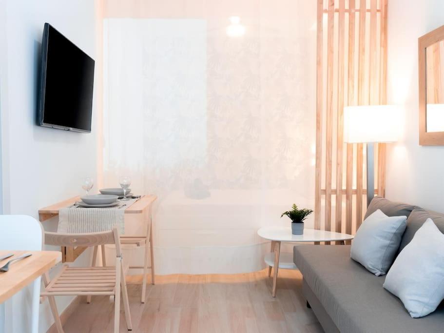 Acogedor Estudio En Triana Con Jacuzzi Y Wifi Sewilla Zewnętrze zdjęcie