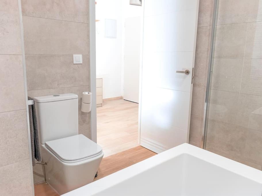 Acogedor Estudio En Triana Con Jacuzzi Y Wifi Sewilla Zewnętrze zdjęcie