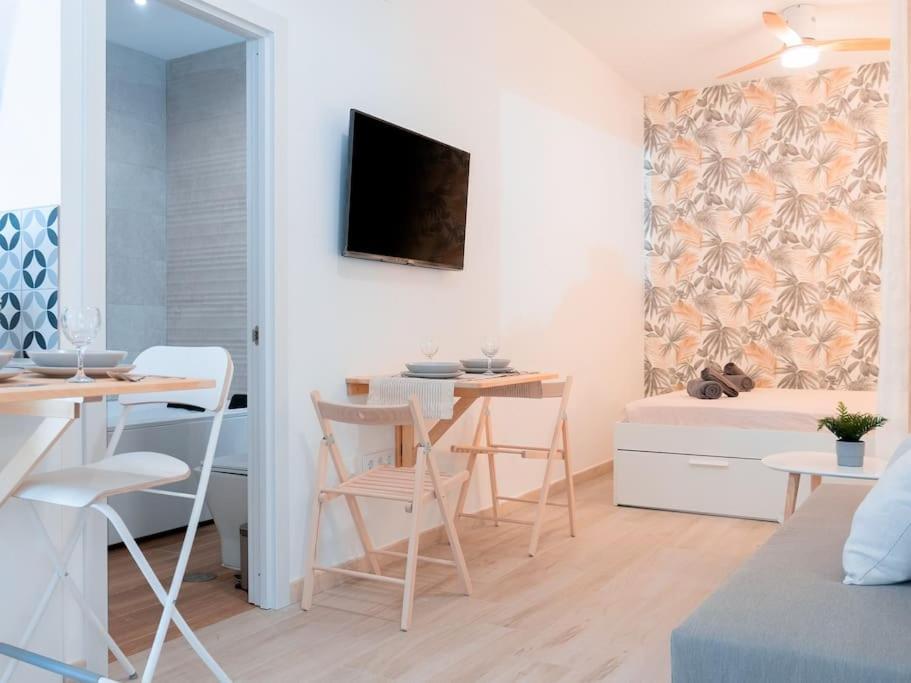 Acogedor Estudio En Triana Con Jacuzzi Y Wifi Sewilla Zewnętrze zdjęcie