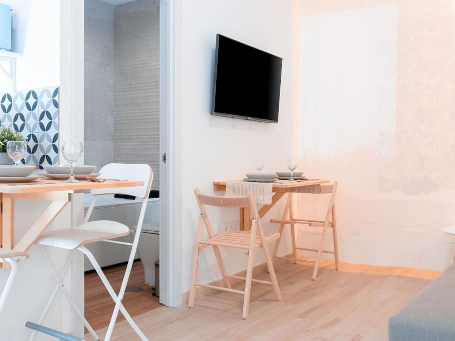 Acogedor Estudio En Triana Con Jacuzzi Y Wifi Sewilla Zewnętrze zdjęcie
